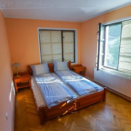 Planinska Sreshta Pensjonat Balkanets (Lovech)