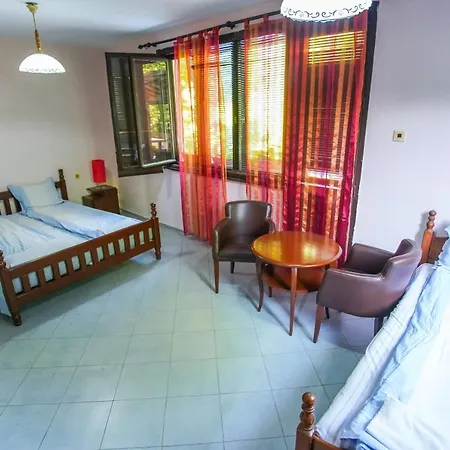 Pensjonat Planinska Sreshta 3*