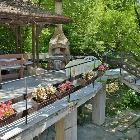 Planinska Sreshta Balkanets (Lovech)