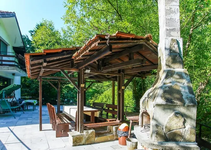 Planinska Sreshta 3*