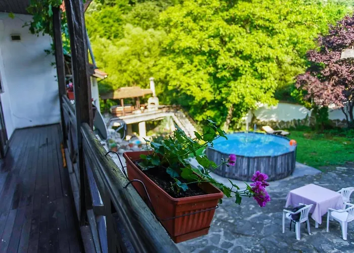 Planinska Sreshta 3* Balkanets (Lovech)